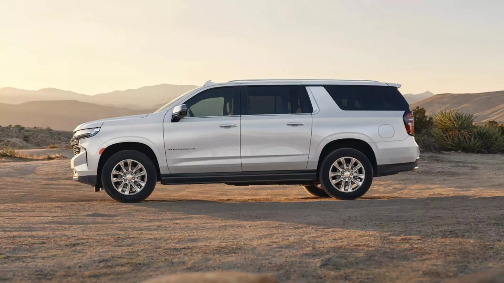 2023 Chevrolet Suburban 8