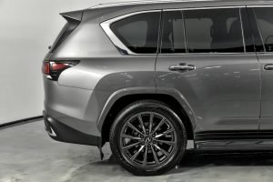 Lexus-LX-600-F-Sport (21)