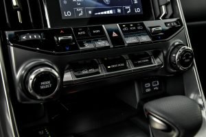 Lexus-LX-600-F-Sport (6)