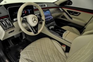 Mercedes-Benz-S-580 (11)