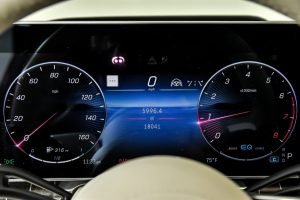 Mercedes-Benz-S-580 (2)