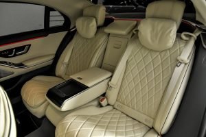 Mercedes-Benz-S-580 (31)