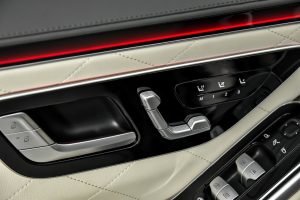 Mercedes-Benz-S-580 (6)