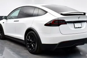 tesla-model-x-plaid-branco-13