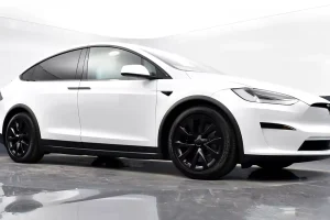 tesla-model-x-plaid-branco-15