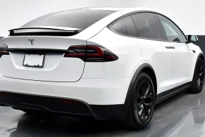 tesla-model-x-plaid-branco-18