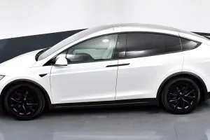 tesla-model-x-plaid-branco-20