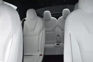 tesla-model-x-plaid-branco-8
